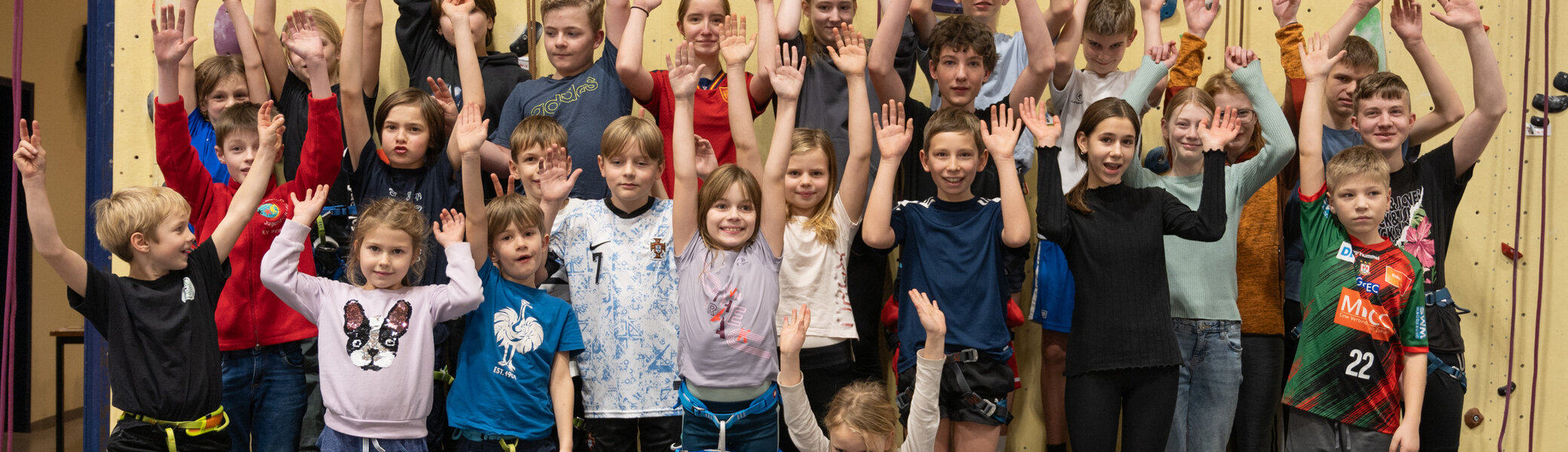 Gruppenbild unserer Kinder der Vereinsklettergruppe. | © DAV-WR